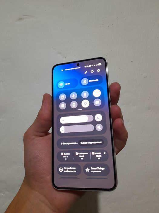 Samsung S22 продам