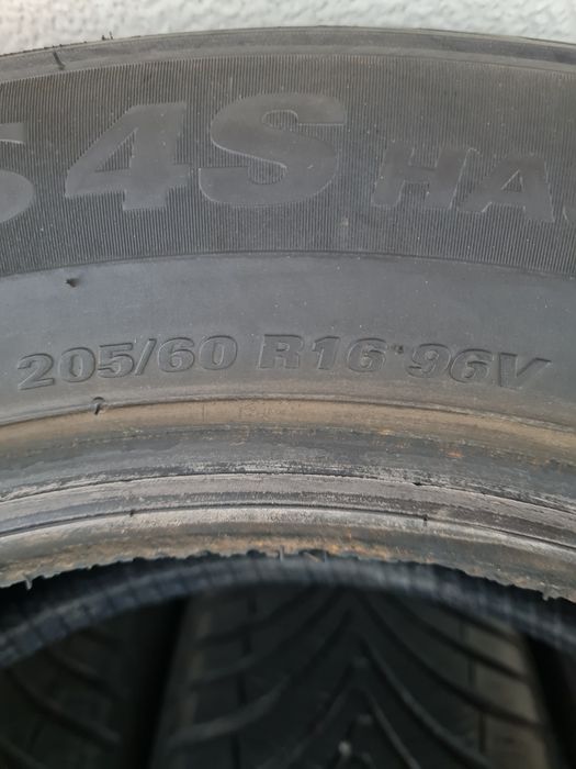 Всесезонни гуми 4 броя KUMHO Solus4S HA32 205 60 R16 дот 3424