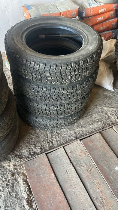 Продаю колеса в сборе на ниву