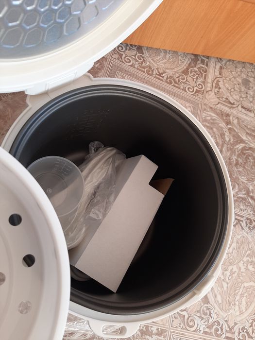 Новая мультиварка Elenberg MPR 5004