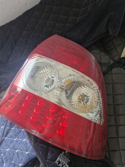 Приора 2 фонарь задни