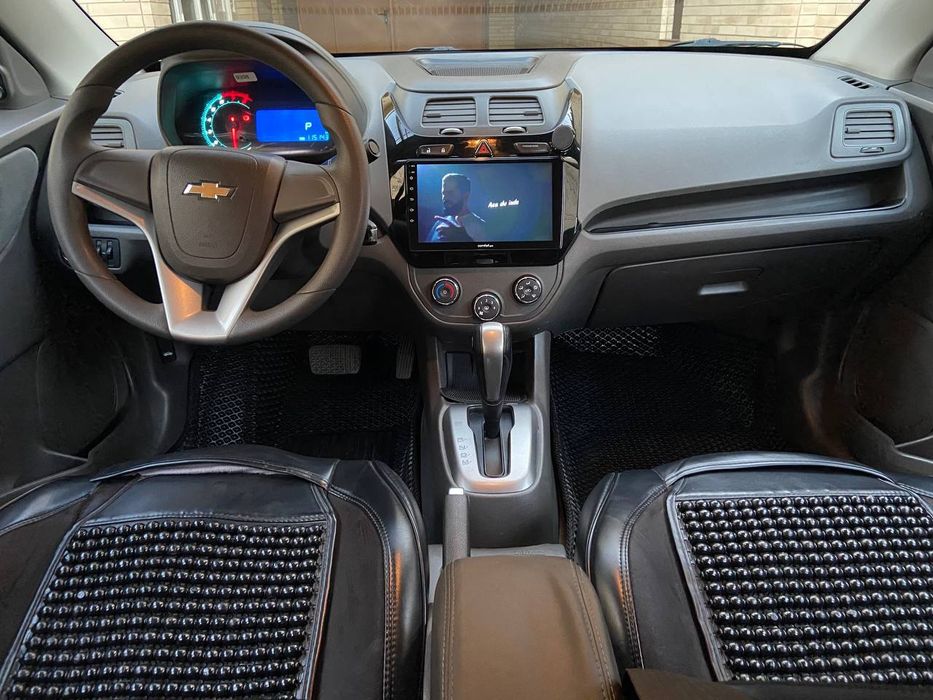 Продам шевралет кобальт 2023 год