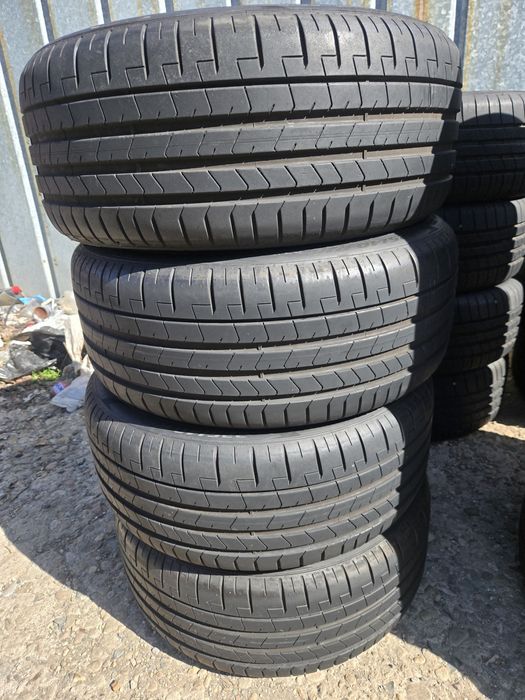 4бр. 225 40 18 Pirelli летни.