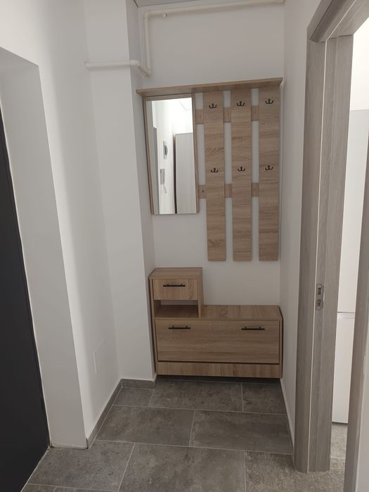 Garsoniera de închiriat, Tineretului nr 35bis