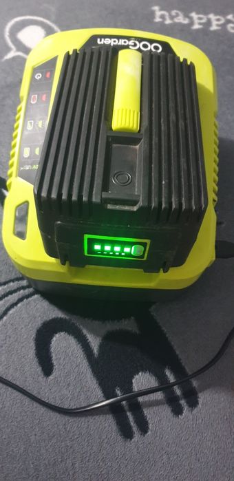 Gardena Bosch masina tuns gard viu