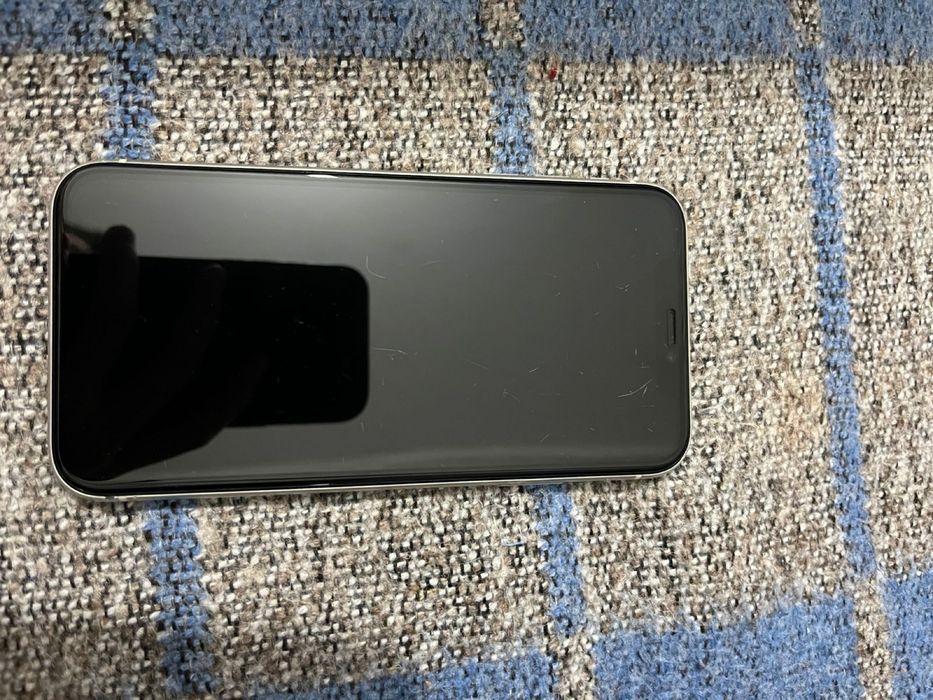 Продам iPhone 11