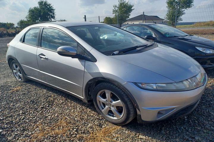 ANSAMBLU MANETE SEMNALIZARE + STERGATOARE Honda Civic a 8-a generatie