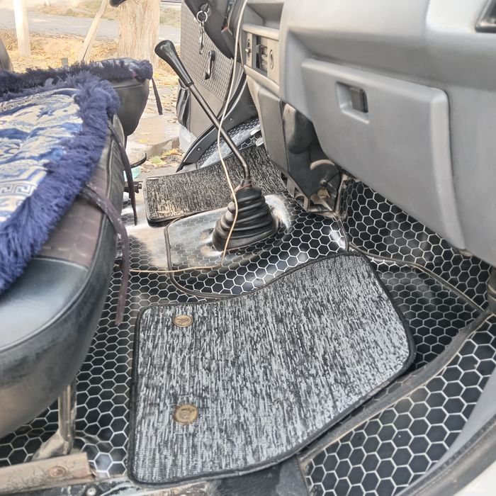 Форт машина сотилади хамма жойи йахши йурип турган