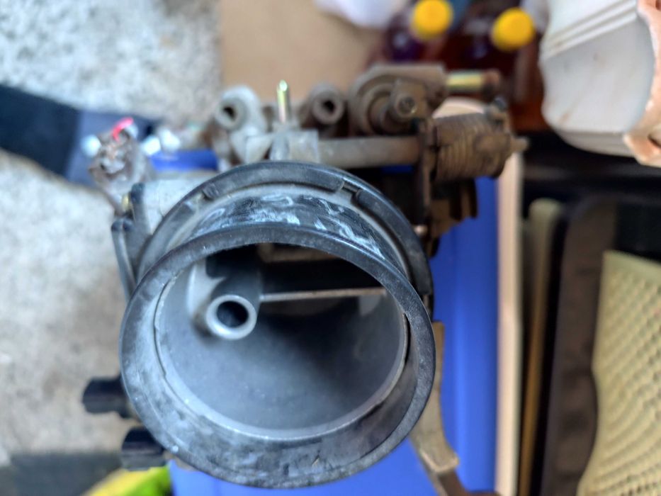 Дросел  за Нисан Примера  купе Р 10