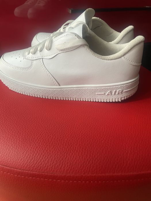 Adidasi sport, 39