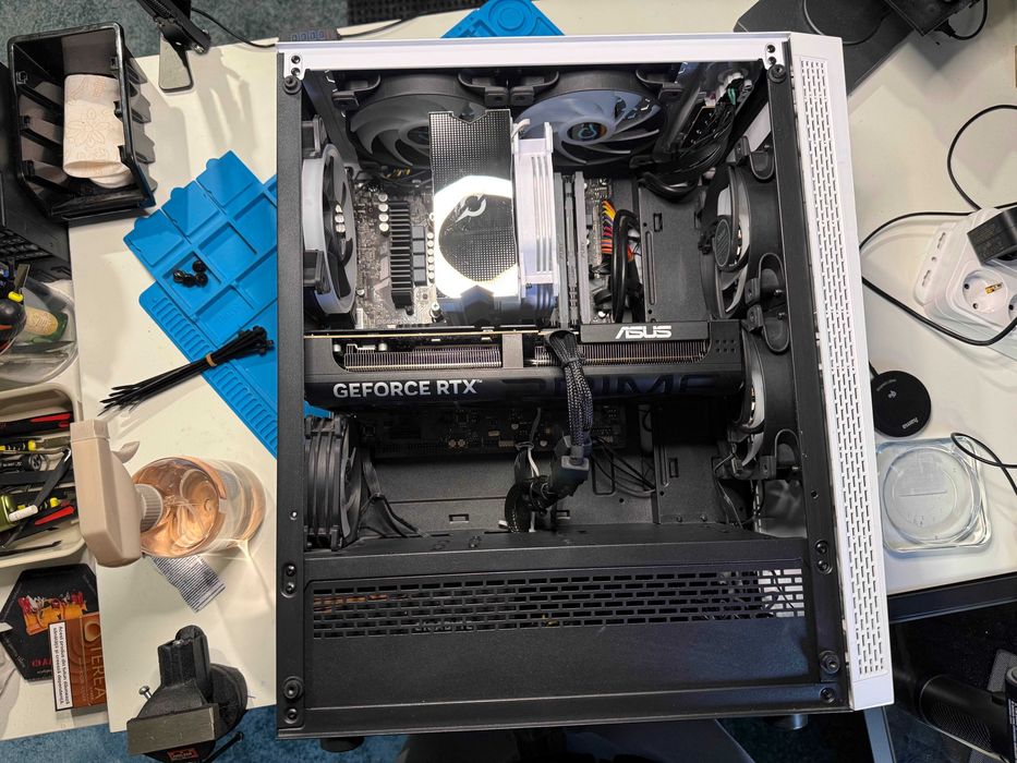 Service PC/Laptop & Console – Curatare, Mentenanta, Asamblare