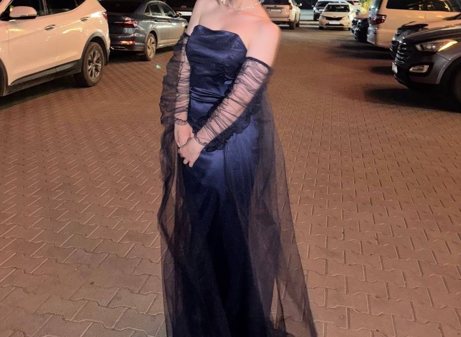 Вечернее корсетное платье