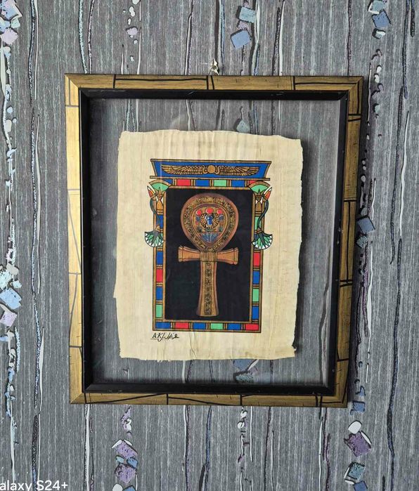 Красив Египетски ПАПИРУС  с Оргинална рамка.