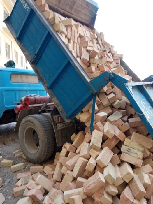 Сифатли пишган ва хом гиштлар