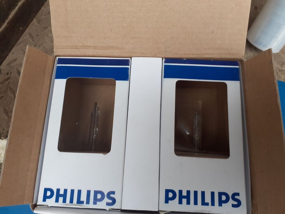 Becuri Philips Ultinon 4200k Flash White D1S