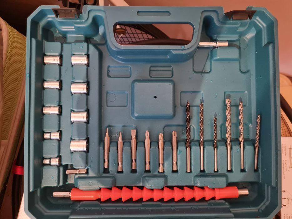 Акумулаторен ударен винтоверт 24 V 6.0Ah - 2 батерии + зарядно + куфар