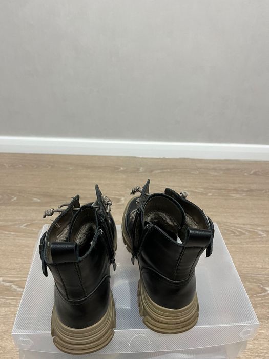 Продам обувь кожанную