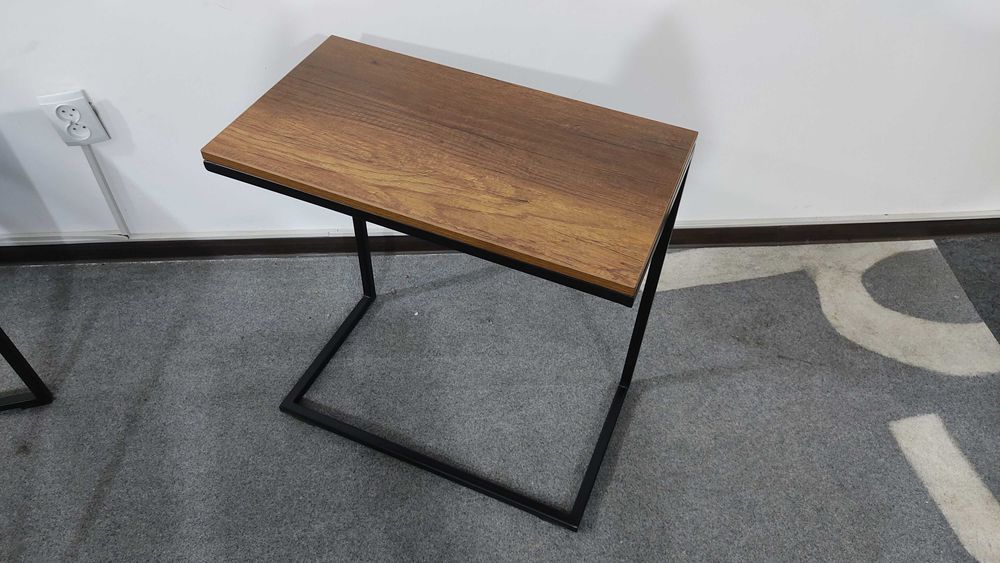 Столик для ноутбука и для разных целей