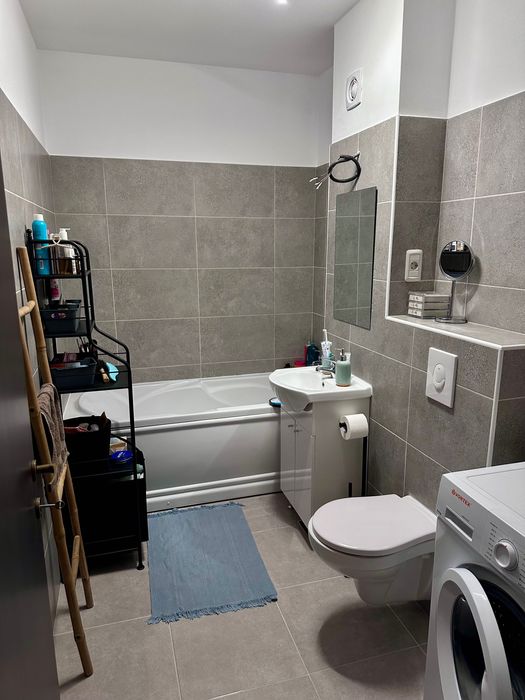 Închiriez apartament tip studio Sanpetru Subcetate