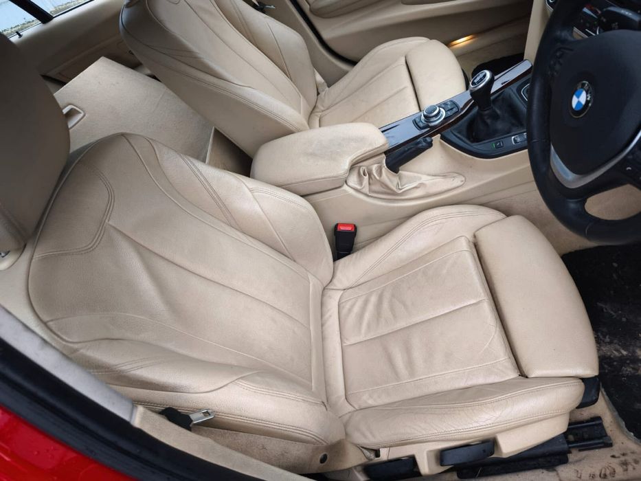 Dezmembrez BMW 320d X-drive 4x4 F31 Luxury,Navi,Xenon,Recaro crem,suspensie adaptiva,carlig -Culoare: Melbourne Red Metallic