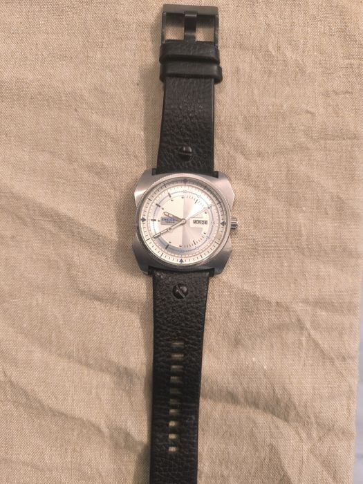 1/1 часовник DIESEL