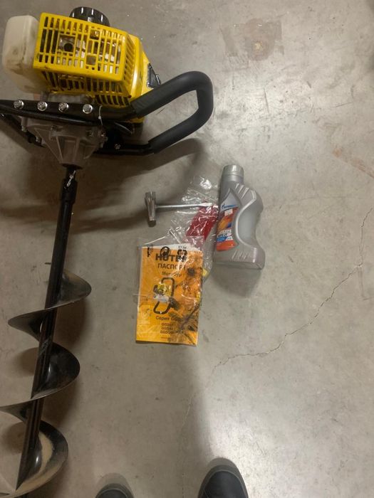 Продам мотобур Huter GGD 62