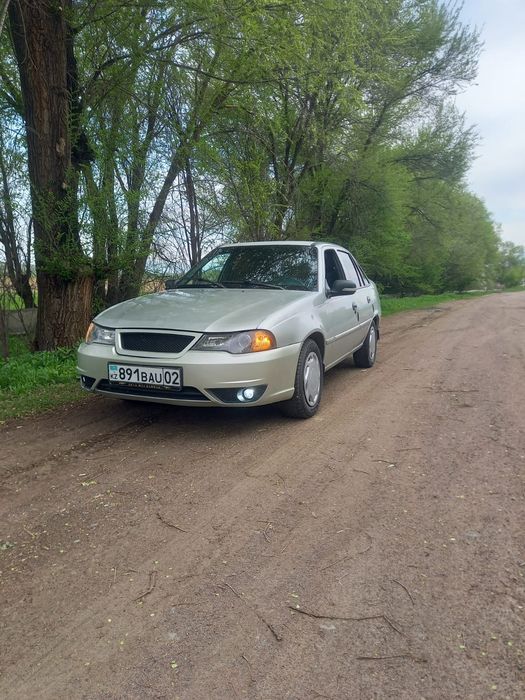 Продам нексия-2 в