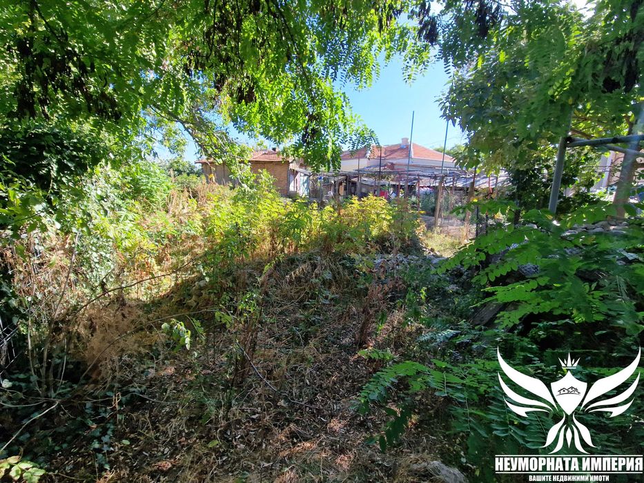 Продавам два парцела 530кв.м. в с.Руен, общ.Куклен статут УПИ