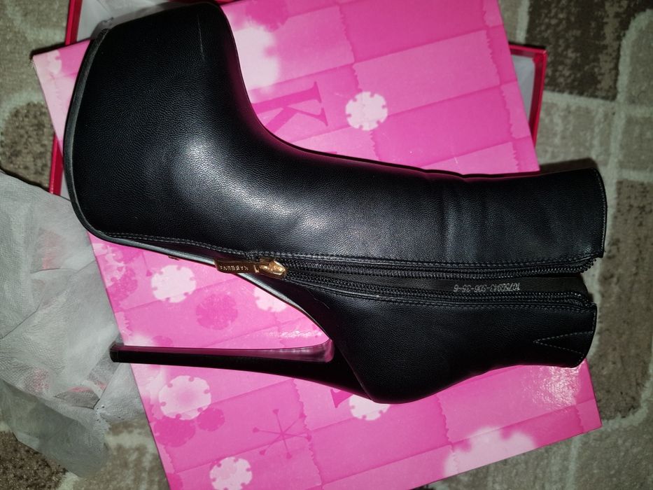 Продам обувь женскую