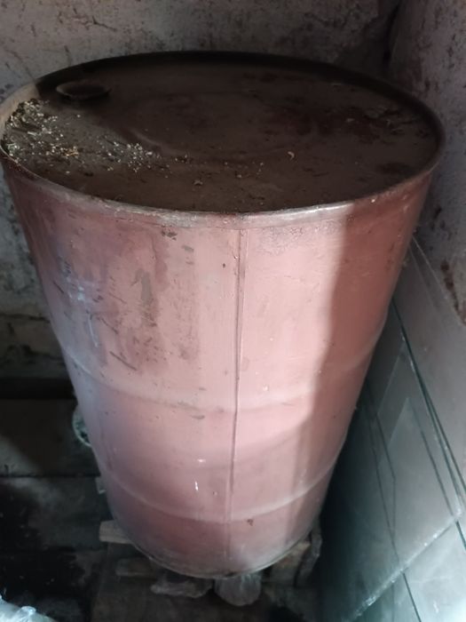 Продам железную бочку