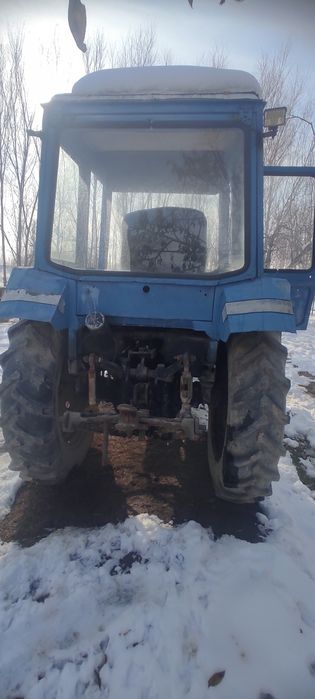 MTZ80 traktor sotiladi