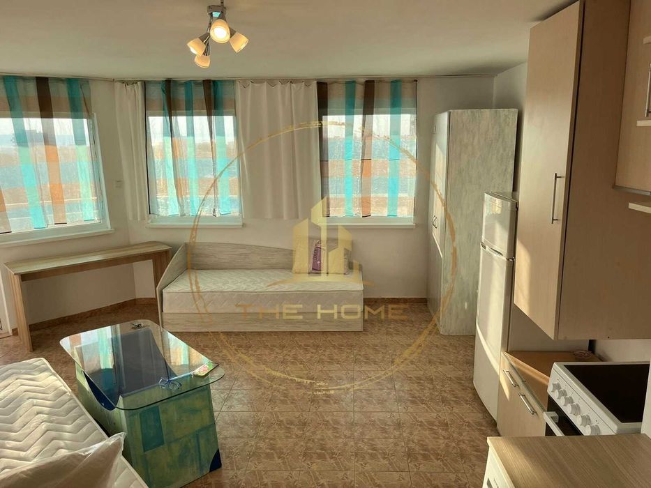 Дава се под наем Едностаен апартамент в Варна, Левски - 35 кв.м за 300 € - Снимка #1