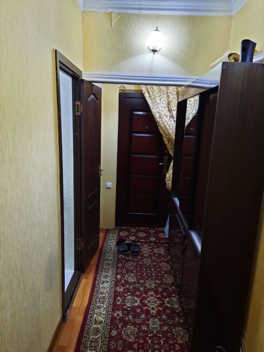 2 xona 2 etaj balkon 2*6 uy egasidan Sergeli 2 mavze sotiladi