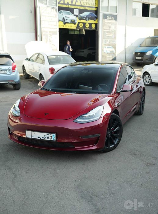 TESLA model 3 long range