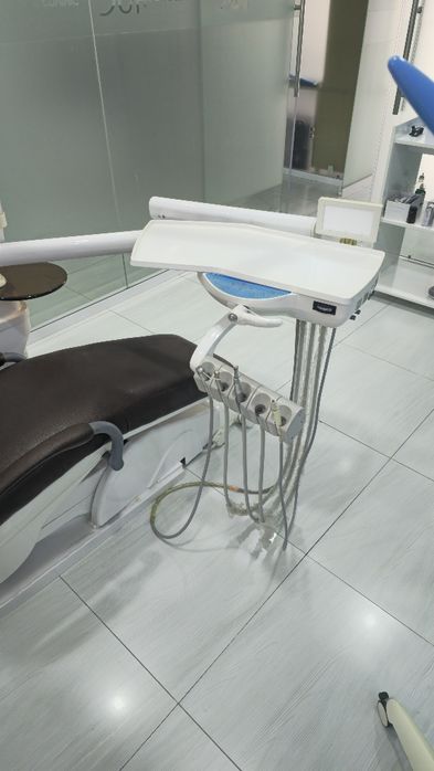 Stomatologik kreslo CQ215A Стом.кресло