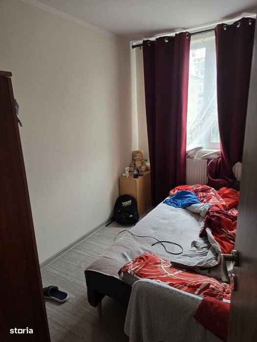Apartament 4 camere, 3 bai, complet renovat, etaj 2, balcon, sub pretu — fotografia 2