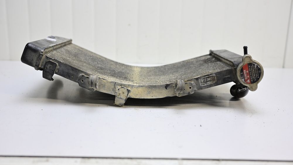 Radiator Apa Honda CBR600F F4 PC35 1999 - 2000