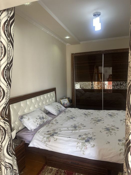 Hovli sotiladi.samarqand