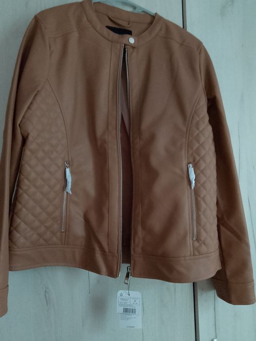 Дамско кожено яке