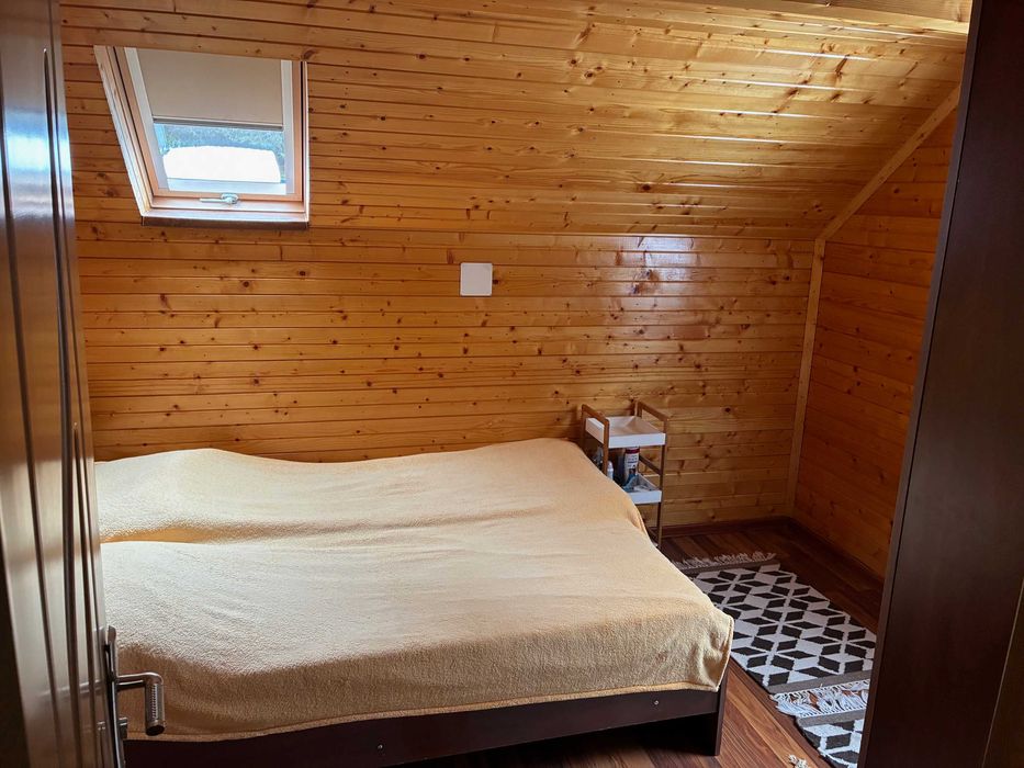 vand cabana in statiunea M.Baisorii