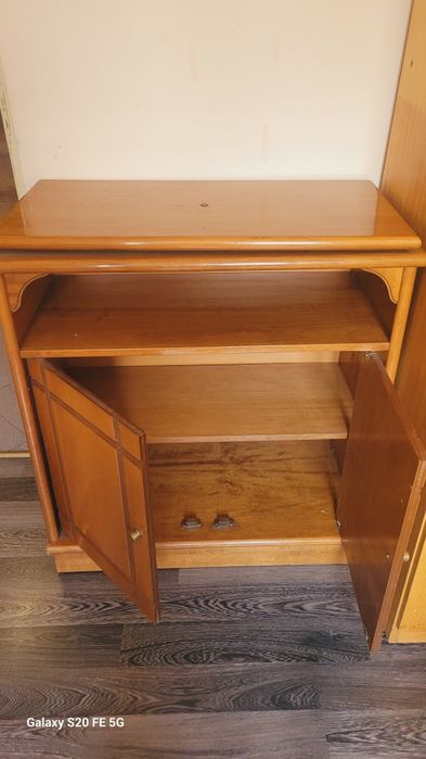 Гардероб двукрилен