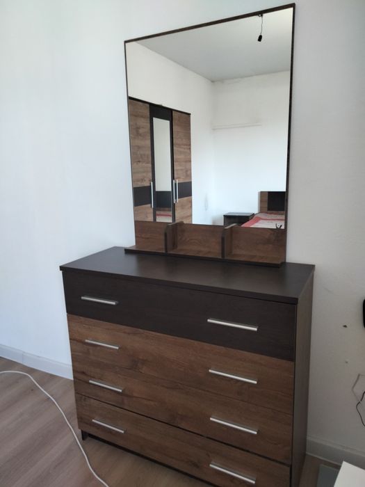 Спальный гарнитур продается