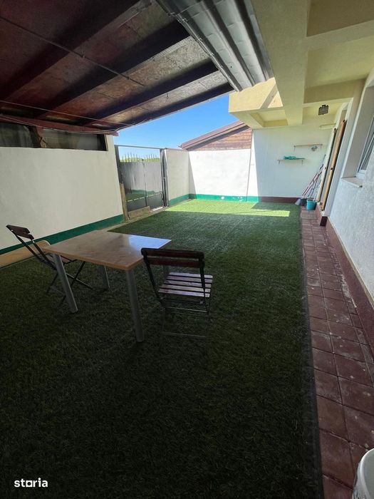 Apartament 3 camere cu curte proprie – gata de mutat!