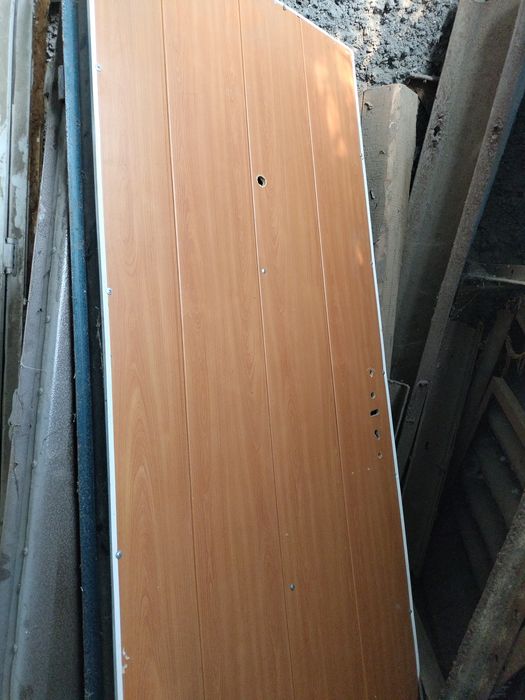 Двери металлические