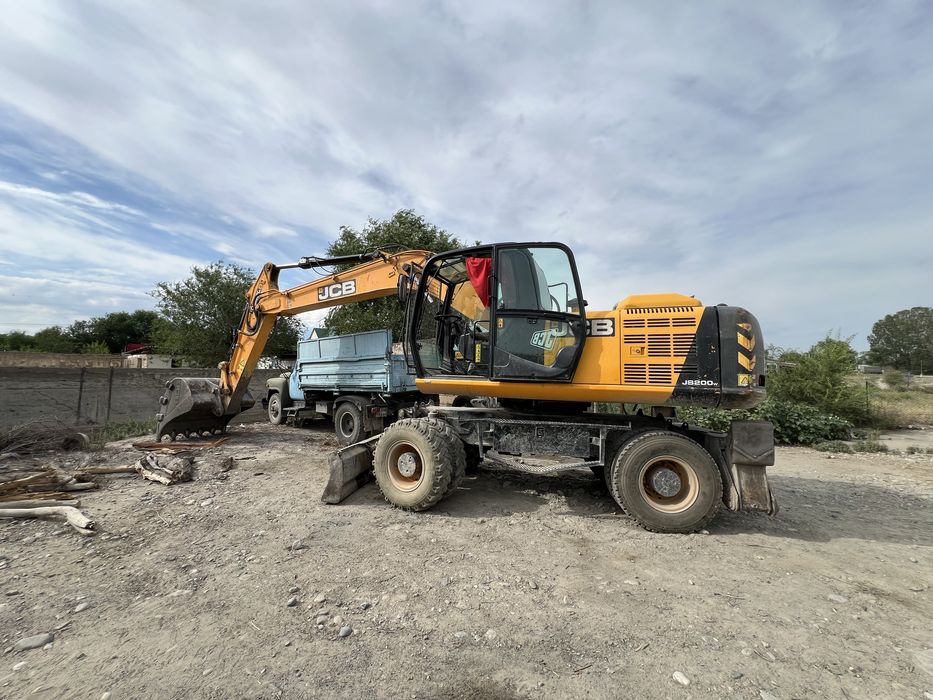 Услуга гусеничный экскаватор