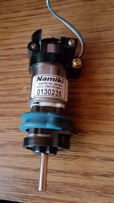 Doua motoare Namiki 22CL-3501PG 80:1