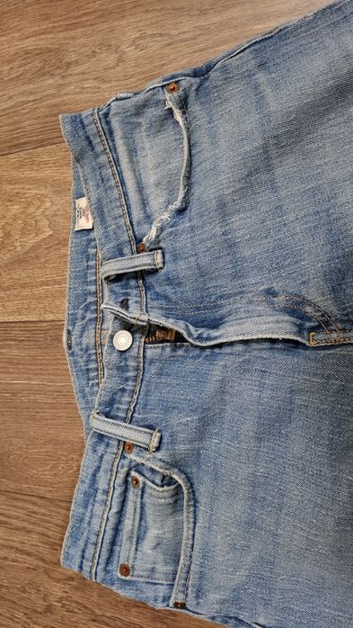 Мужские джинсы Levi's и Colin's