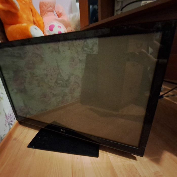 Продам телевизор