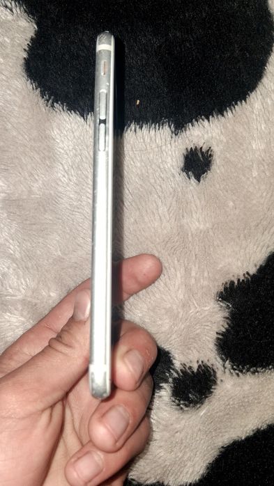 Iphone 6s se poate cumpăra dar se poate face și schimb cu samsung sau iphone