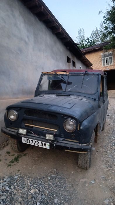Uaz sotiladi holati yaxshi 4 ta balon yangi